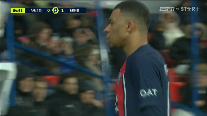 這么早下班？姆巴佩第65分鐘被換下，貢薩洛-拉莫斯替補登場